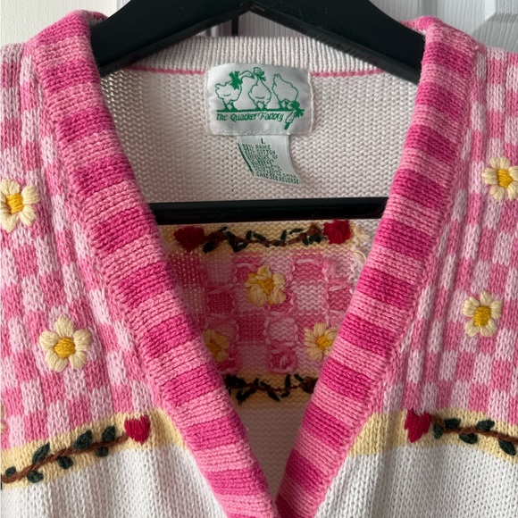 Quacker Factory pink and white cardigan with floral and hat designs. Size L - Picture 2 of 11
